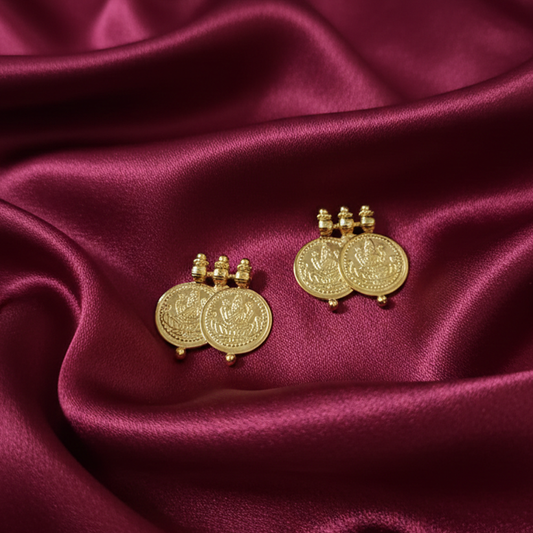 Double Kaasu Traditional Studs