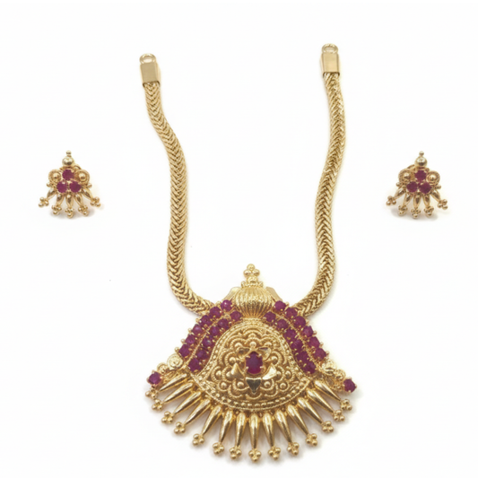 Pendant Necklace with Red Stones