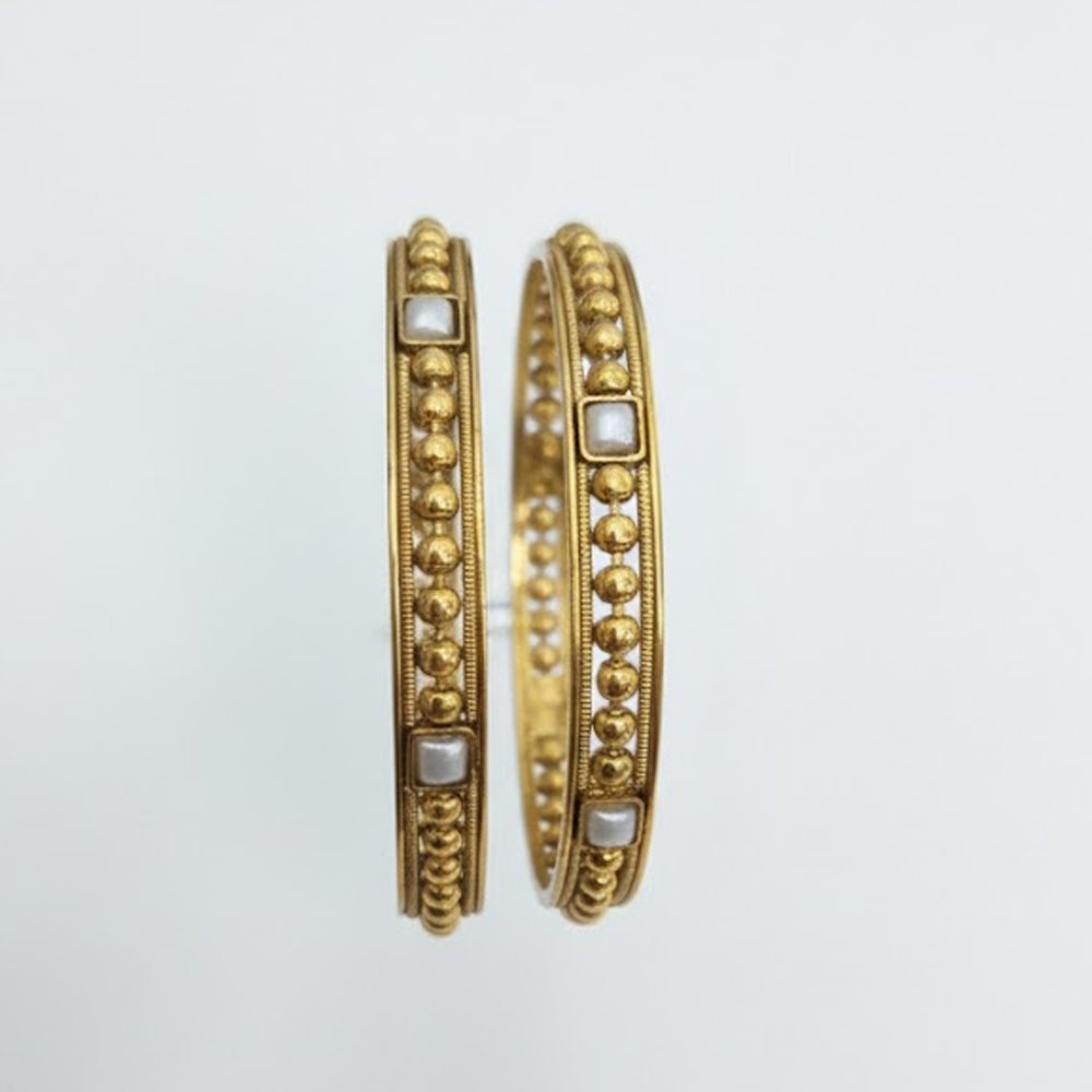Square Pearl Placed Pair Bangles