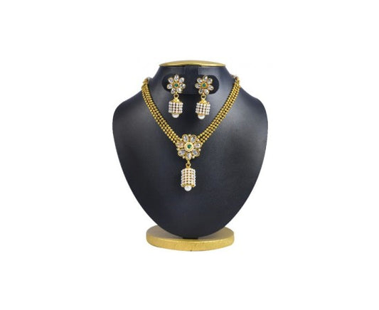 Flower Pattern Anitique Necklace with Hanging Drum Beads