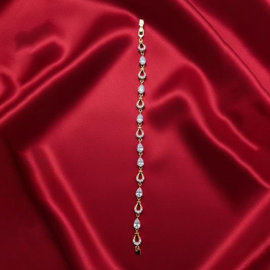 White Diamond Model Bracelet with adjustable link