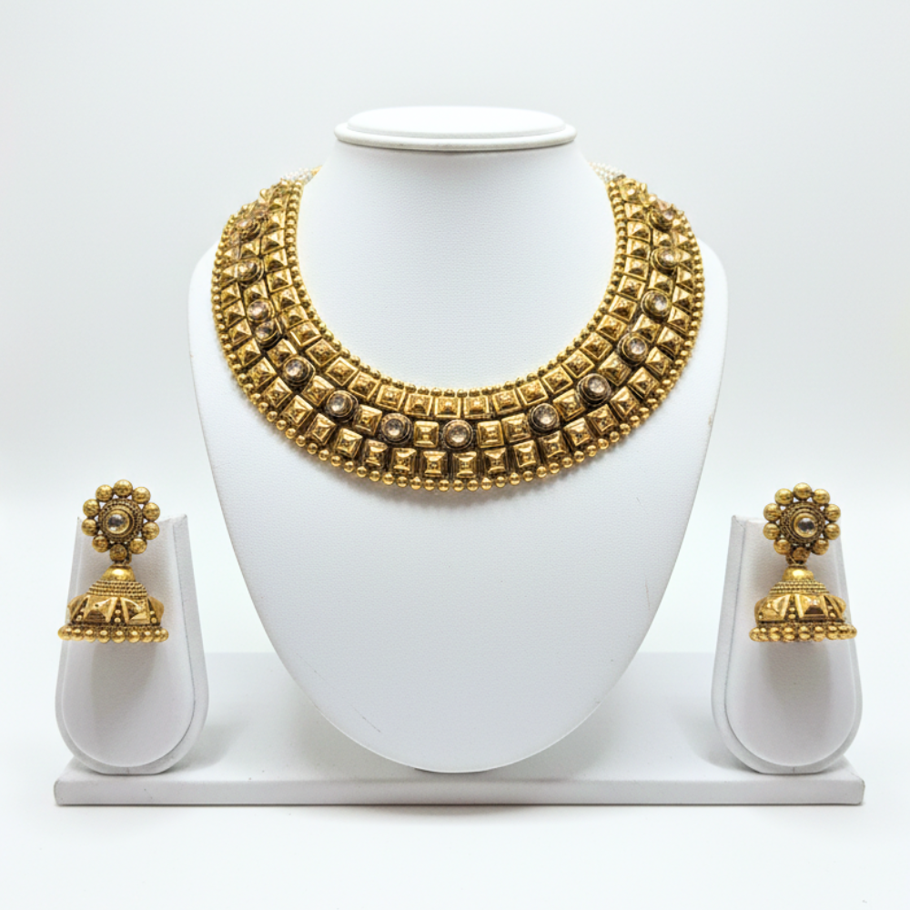 Choker Necklace With White Stone & Jhumka