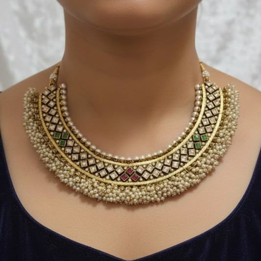 Choker Necklace With Small White Pearls And Red And Green Stones