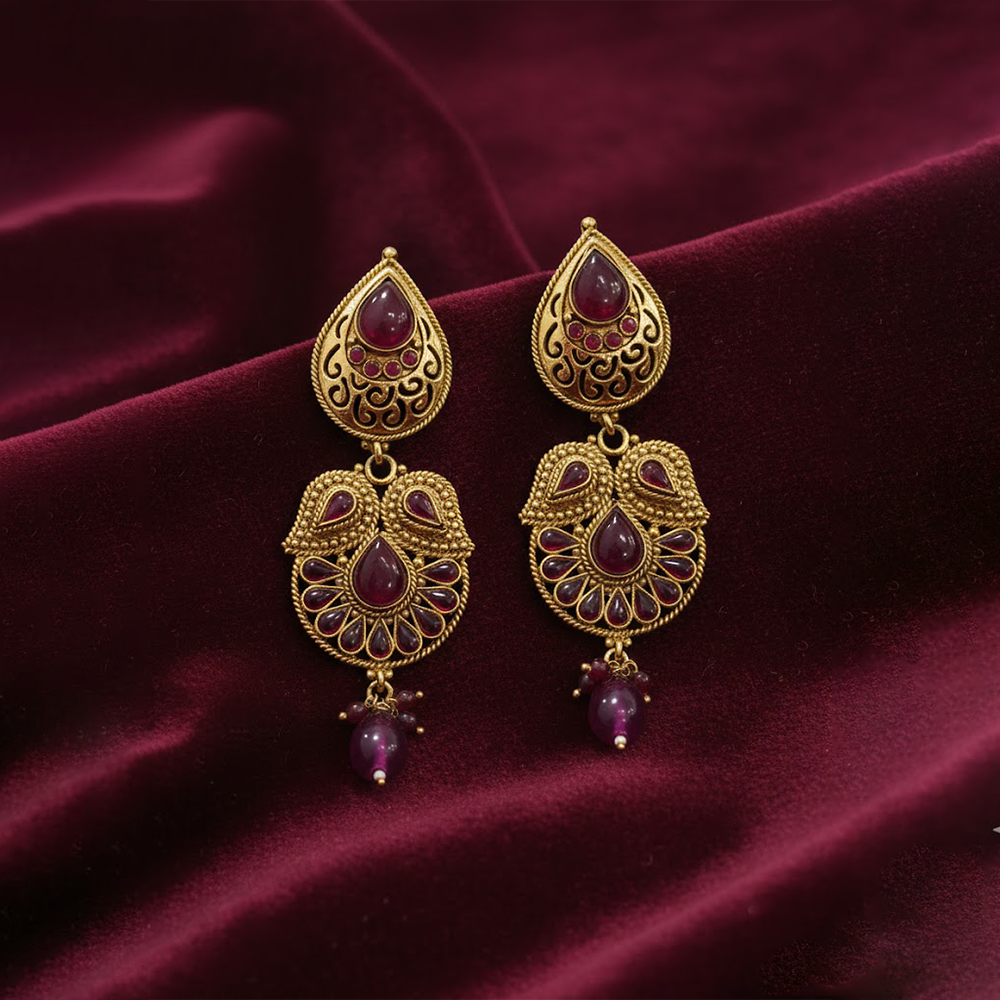 Kemp Stone Long Hanging Leaf Pattern Earrings