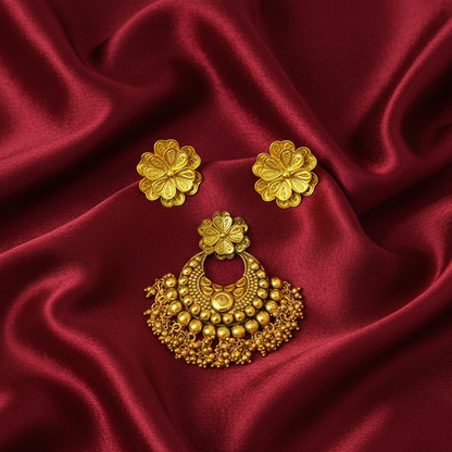 Small Golden Beads flower Pattern Pendant