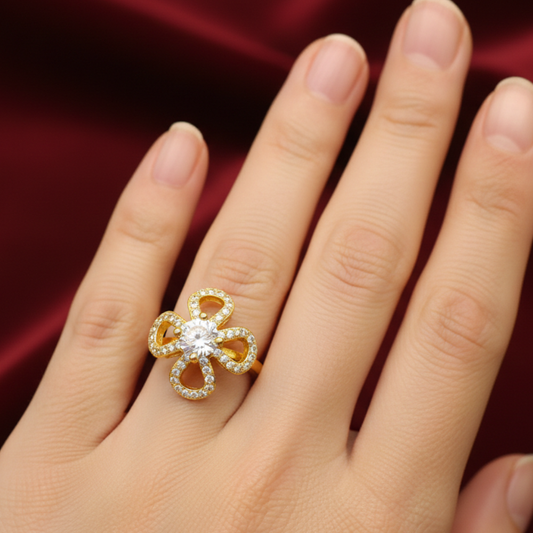Four Petal Flower Design Finger Ring
