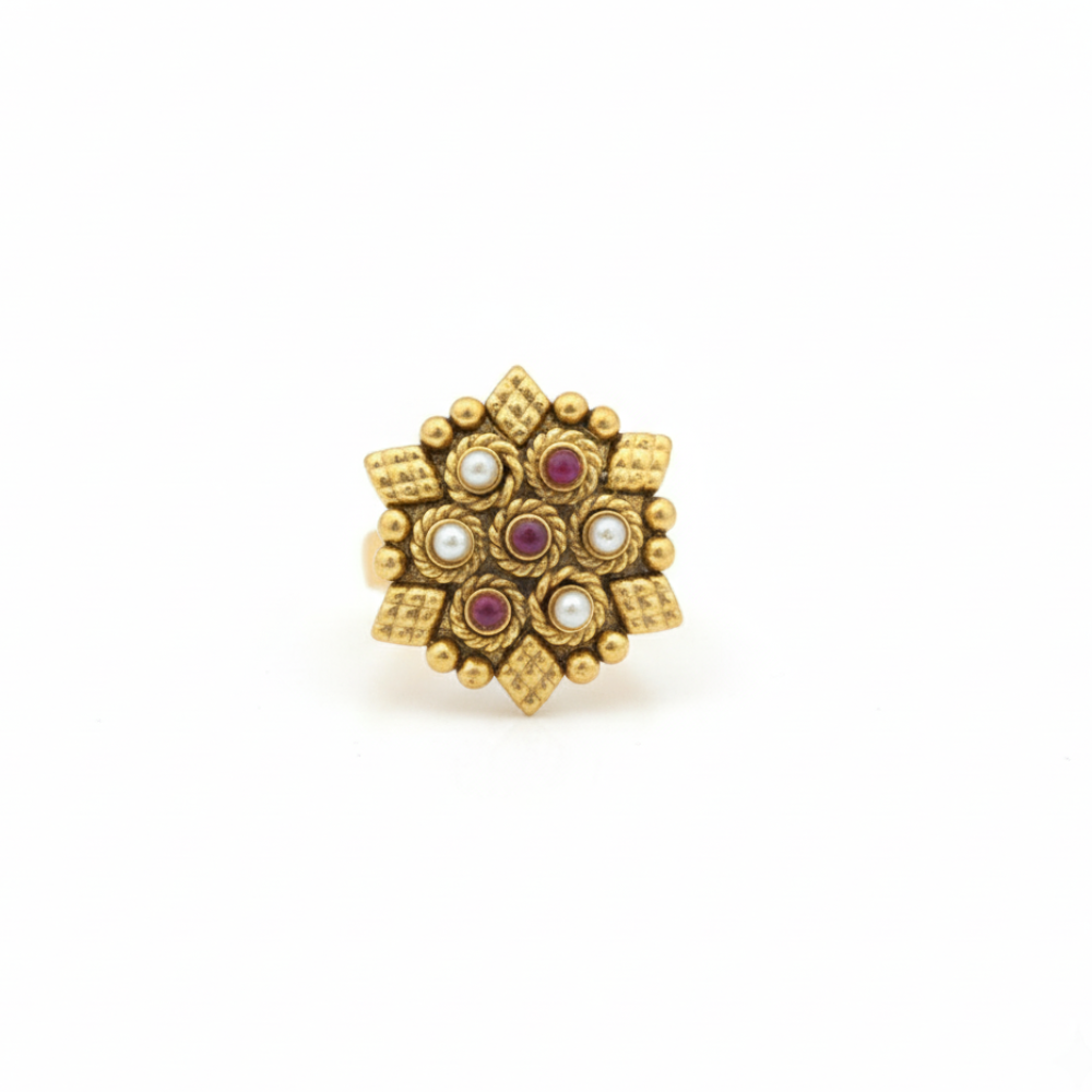 Red and White Stone Antique Finger Ring