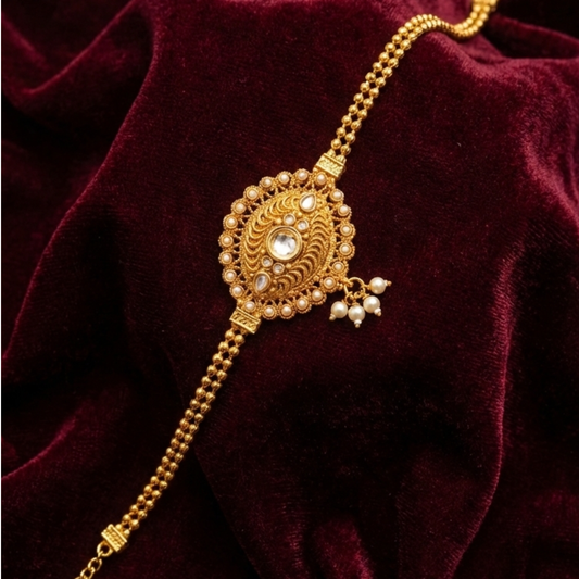 White Pearl Oval Arm Bracelet - Vanki