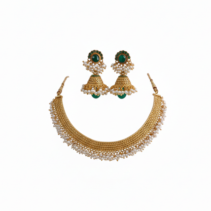 Pearls Choker With Green Stones