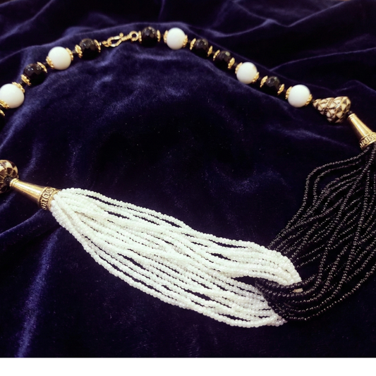 Multiple Strings Black & White Chain
