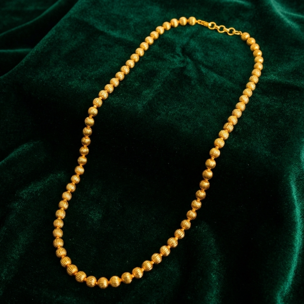 Beads Pattern Close Neck Chain