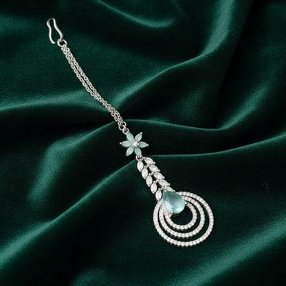 Maang Tikka With White and Color Stones