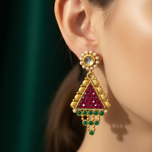 Red Stones with Green Stone Grand Hangings