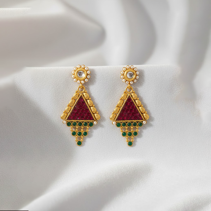 Red Stones with Green Stone Grand Hangings