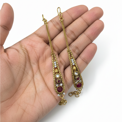 Oval Pattern Red & White Stone Ear Chain
