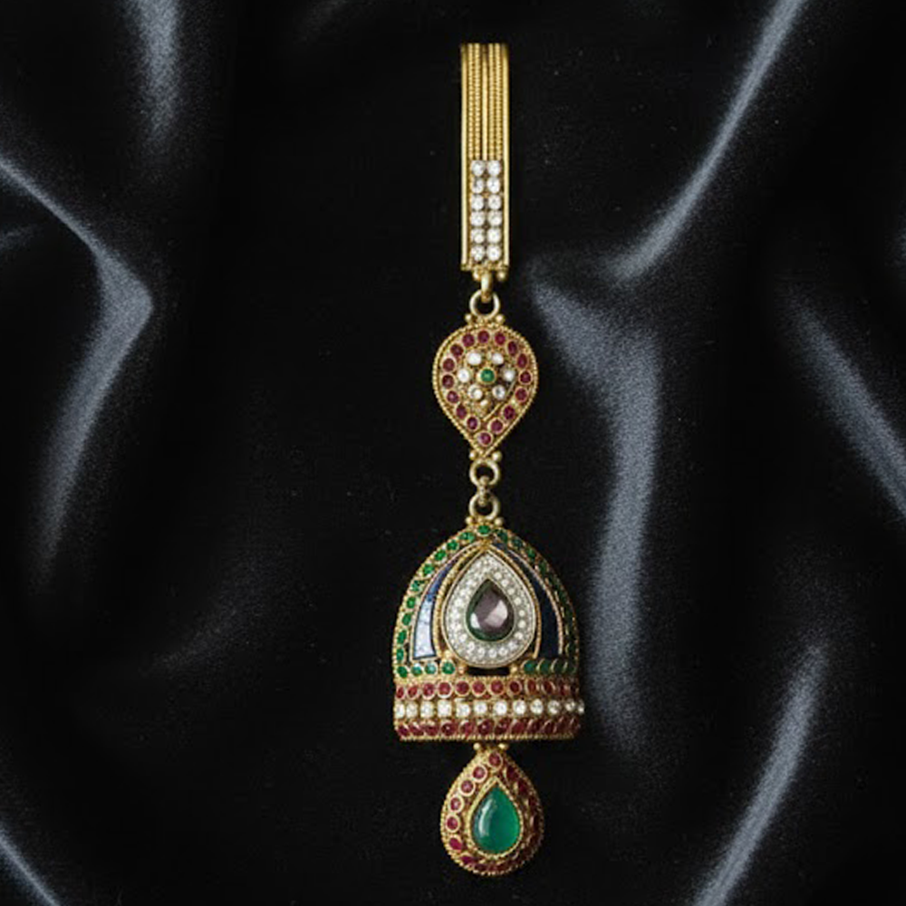 Kundan Stone Peacock Pattern Saree Hanger