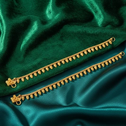 Manga Pattern Antique Finish Anklet