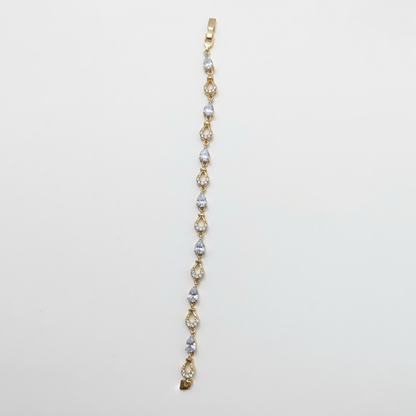 White Stone Leaf Model Bracelet with Adjustable Link