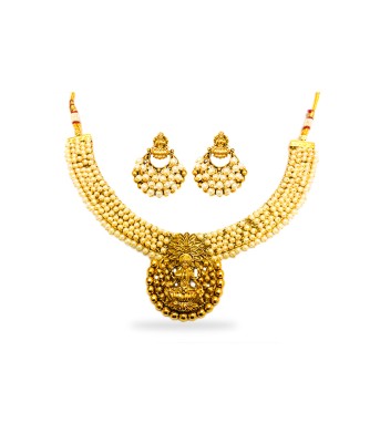 Gold Plated Necklace With Lakshmi Dollar And Pearls